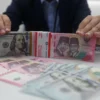 Rupiah Loyo ke Rp17.843 per Dolar AS, Sentimen Trump dan Geopolitik Timur Tengah Jadi Biang Kerok