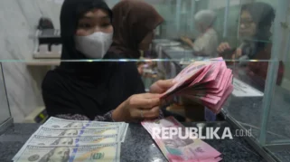 Rupiah Melemah hingga Menyentuh Rp17.926 per Dolar AS di Tengah Ketegangan Geopolitik Global