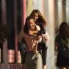Ryan Reynolds Gendong Blake Lively Saat Kencan Malam Romantis di New York