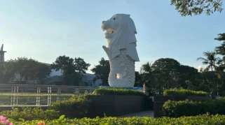 Serasa di Singapura: Patung Merlion Citraland Surabaya Jadi Spot Foto Favorit Warga