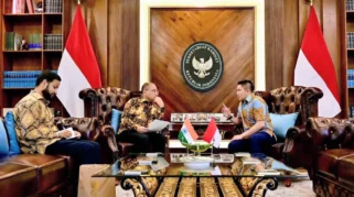 Seskab Bahas Rencana Kunjungan PM Modi ke Indonesia Bersama Dubes India