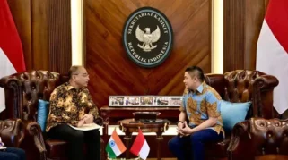 Seskab Teddy Bertemu Dubes India, Bahas Rencana Kunjungan PM Narendra Modi