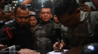 Silmy Karim Menyerahkan Diri ke KPK Terkait OTT Imigrasi Jakarta Barat