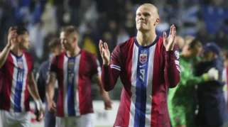 Suporter Norwegia Tolak Ikut 'Viking Row' di Piala Dunia 2026