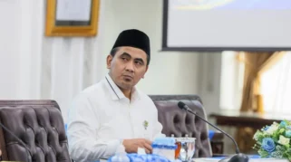 Taj Yasin Minta SPPG Belanja Telur dari Peternak Lokal untuk Dongkrak Ekonomi Jateng
