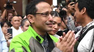 Tangis Pecah Nadiem saat Bacakan Pleidoi di Sidang Kasus Chromebook