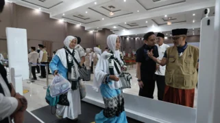 Teknologi Baru, Jemaah Haji yang Tiba di Indonesia hanya Perlu Scan Biometrik saat Pemeriksaan Imigrasi
