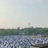 UNESA Cetak Rekor MURI Yoga Bersama Penyandang Disabilitas
