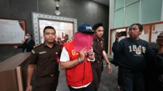 Usai Pulang Haji, Eks Pimpinan Bank Sumsel Babel Ditahan Tersangka Korupsi KUR Rp3,9 M