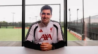 Victor Munoz Jadi Rekrutan Perdana Liverpool Era Andoni Iraola