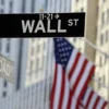 Wall Street Anjlok Dipicu Kekhawatiran Suku Bunga, Saham Teknologi Terpukul
