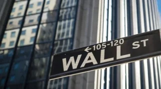 Wall Street Melemah Imbas Perang AS dan Iran Kembali Panas