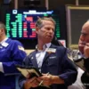 Wall Street Menguat Dipimpin Saham Chip, Pasar Tetap Waspadai Timur Tengah