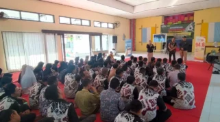 Warga RSBN Malang Dengar Bareng Piala Dunia 2026 Bersama RRI