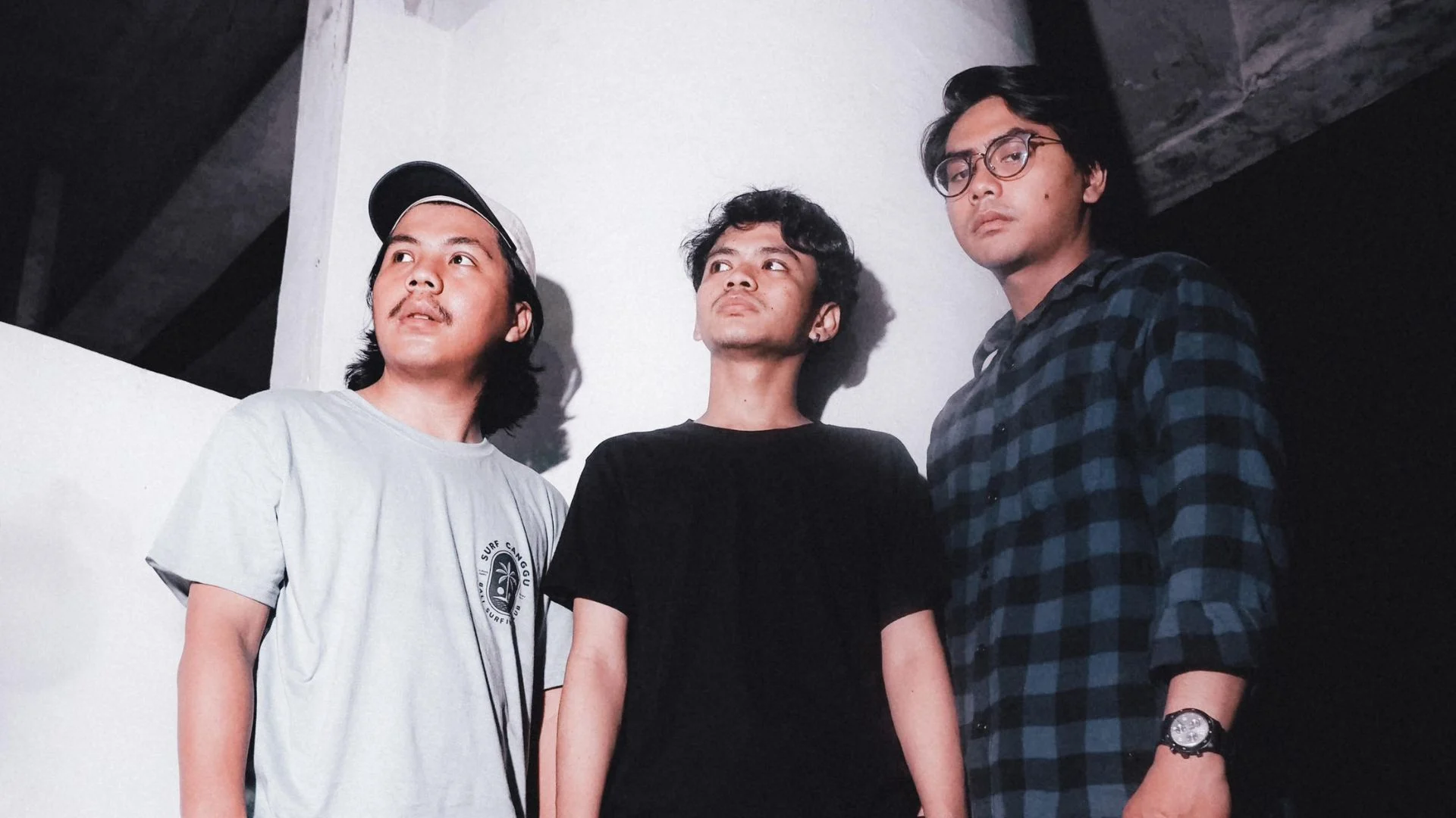 Zoh Amba Ajak Pendengar Menatap Mereka yang Terabaikan Lewat Album Debut 'Eyes Full'