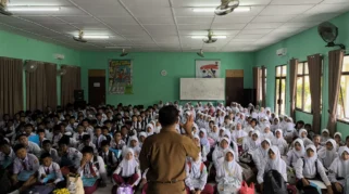 256 Siswa SMPN 2 Sungailiat Jalani MPLS 2026