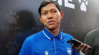 Adam Alis Heran Tak Dipanggil TC Timnas Meski Masuk Daftar 50 Pemain