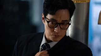 Agent Kim Reactivated Episode 8: Misi Melindungi Jenderal Ri Berujung pada Pertarungan Melawan Jangkrik