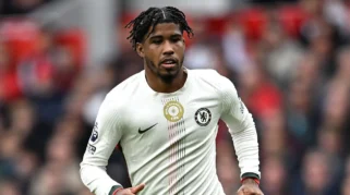 Andrey Santos Tunjukkan Mental Juara di Debut Pra-Musim Manchester United