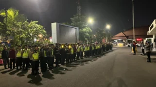 Antisipasi Kepulangan Warga Baru Pandan Alas, Polres Madiun Kota Kerahkan 135 Personel