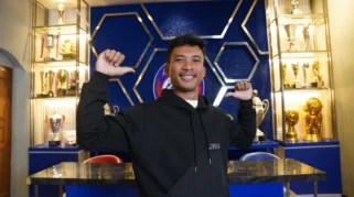 Arema FC Resmi Rekrut Robi Darwis: Ini Alasan di Balik Pembajakan dari Persib Bandung