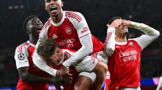 Arsenal Buru John Stones dan Pemain Lain di Bursa Transfer