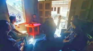 Bawaslu Nisel Uji Petik Data Pemilih di Desa Siwalawa, Temukan Perubahan Data