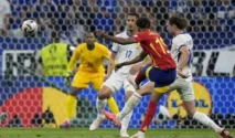 Blunder Lucas Digne Berujung Penalti, Prancis Tumbang dari Spanyol di Semifinal Piala Dunia 2026