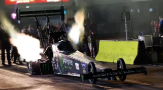 Brittany Force, Wanita Tercepat di Bumi Pecahkan Rekor 552,8 kpj