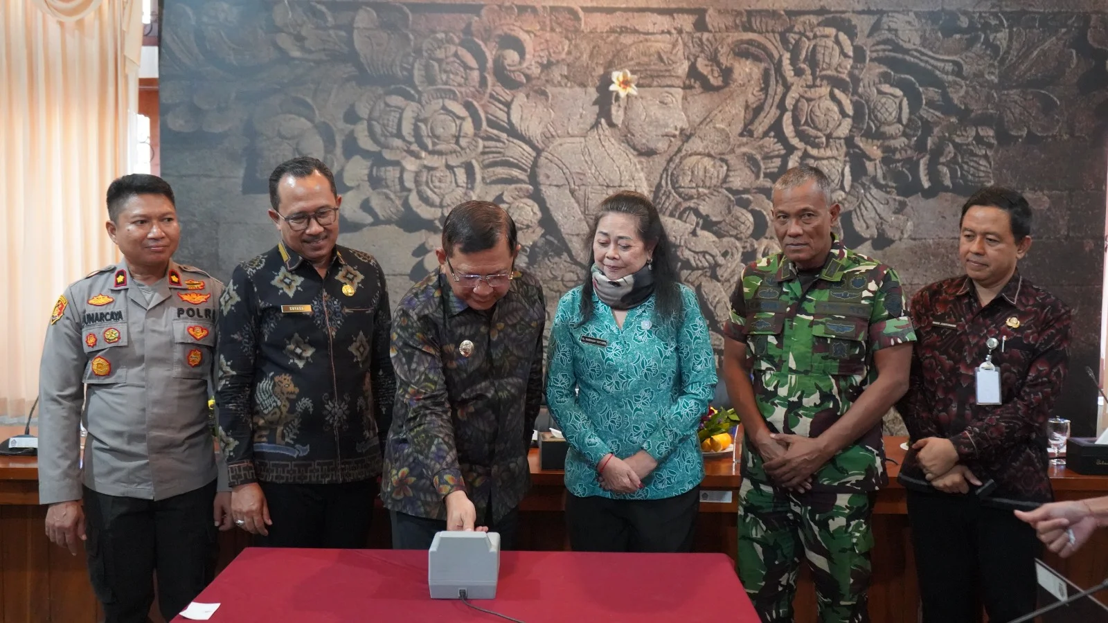Buleleng Luncurkan SAKTI dan EMAAK PKK untuk Akurasi Data Kependudukan