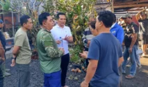 Bupati Jembrana Kunjungi Korban Kebakaran di Pekutatan