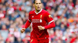 Bursa Transfer Liga Inggris: Van Dijk Dipertanyakan, Arsenal Incar Alvarez