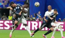 Cristian Romero Balas Kritik Gary Neville Usai Argentina ke Final Piala Dunia 2026