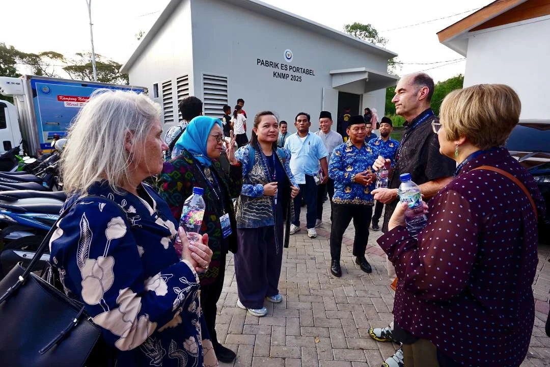 Delegasi ASEAN-ID Blue Belajar Ekonomi Biru di Kampung Nelayan Merah Putih Banyuwangi