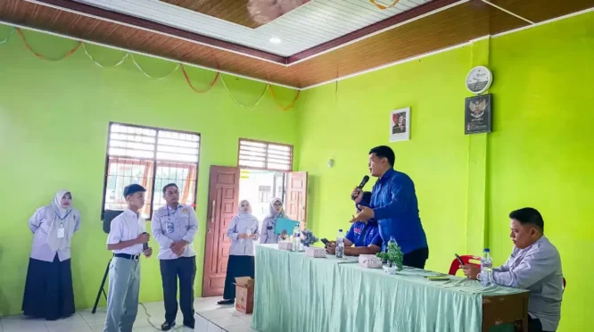 Dinas Kominfo Sergai Edukasi Bahaya Judi Online di MPLS SMK Karya Utama