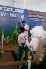 Disdikbud Pamekasan Mengenalkan Alat Pertanian Tradisional kepada Pelajar