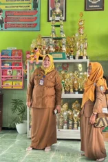Dispusip Sampang Bina Perpustakaan Mawar Pustaka MIN Sampang untuk Perkuat Literasi Madrasah