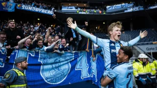 Djurgården Hancurkan Halmstad 3-0, Bo Hegland Bintang Lapangan