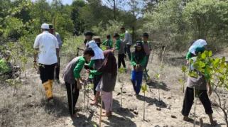 DLH Bangka Bina 9 Sekolah Calon Adiwiyata, Fokus pada Kompos dan Penghijauan
