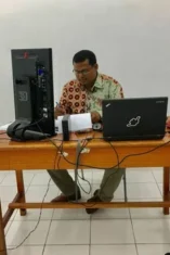Dosen Seni Menghadapi Dilema: Kapan Terakhir Menjadi Seniman?