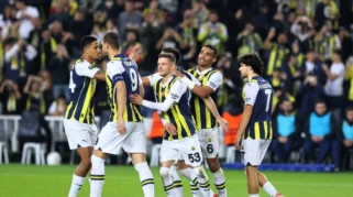 Fenerbahce Hajar Pogon Szczecin 4-0, Kirim Peringatan ke Gornik Zabrze
