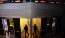 IHSG Dibuka Menguat 0,94 Persen ke Level 5.930