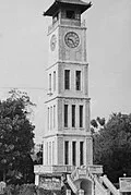 Jam Gadang: Ikon Bukittinggi yang Sarat Sejarah dan Budaya