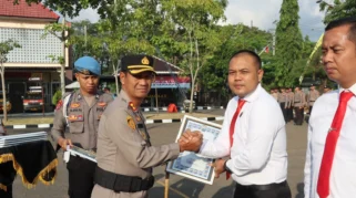 Kasat Reskrim Polres Sampang Terima Penghargaan Berkat Ungkap 27 Tersangka Asusila