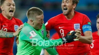 Kiper Inggris Jordan Pickford Jadi Bahan Tertawaan Argentina Usai Botol Catatan Penaltinya Ditemukan