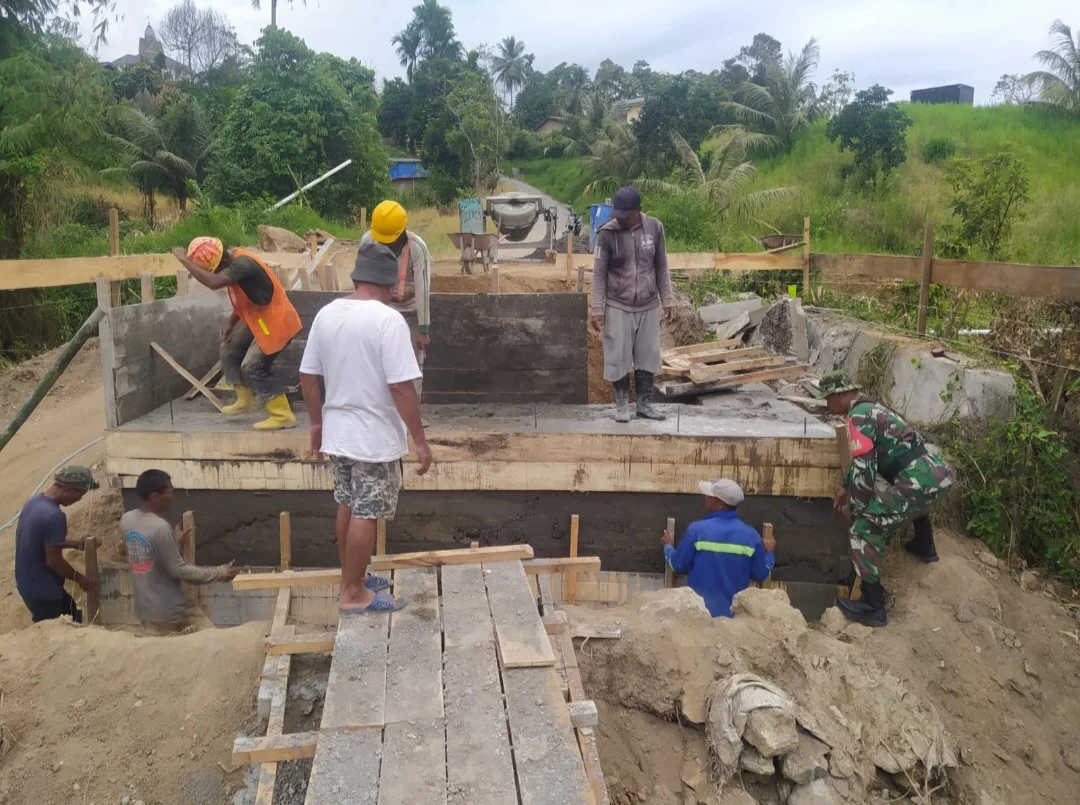 Kodim 0205TK Selesaikan Pembangunan Jembatan Beton di Karo, Dukung Mobilitas Warga