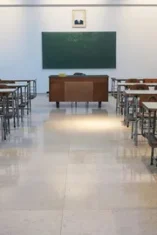 Komersialisasi Kurikulum di Sekolah Swasta: Ancaman bagi Mutu Pendidikan