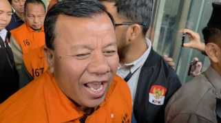 KPK Sita SGD12 Ribu Terkait Dugaan Suap Alih Fungsi Hutan oleh Bupati Kuansing