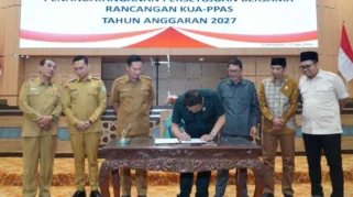 KUA-PPAS 2027 Disepakati, Pendapatan Lamongan Diproyeksi Rp3,09 Triliun