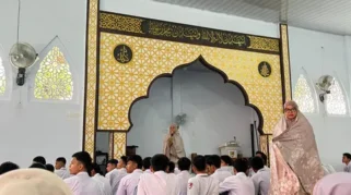 Kurikulum dan Pembentukan Karakter: Mengapa Sekolah Memegang Peran Penting